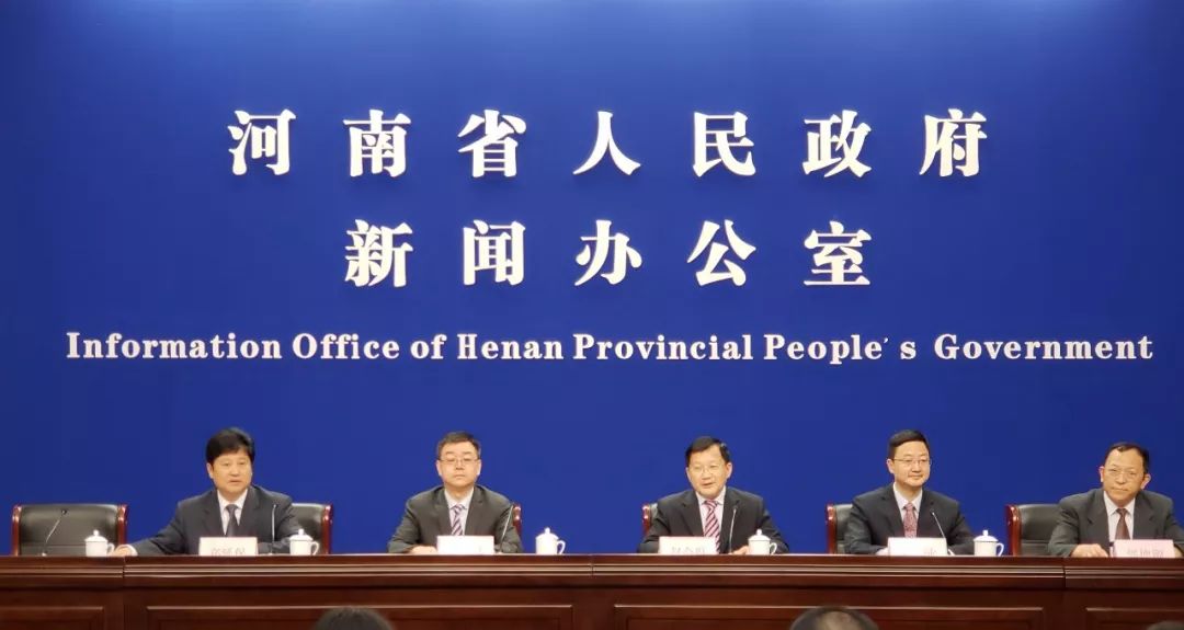 模范村民委员会引领交通革新，最新交通新闻综述报道