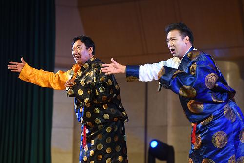 浪卡子县剧团新领导引领下的剧团新气象